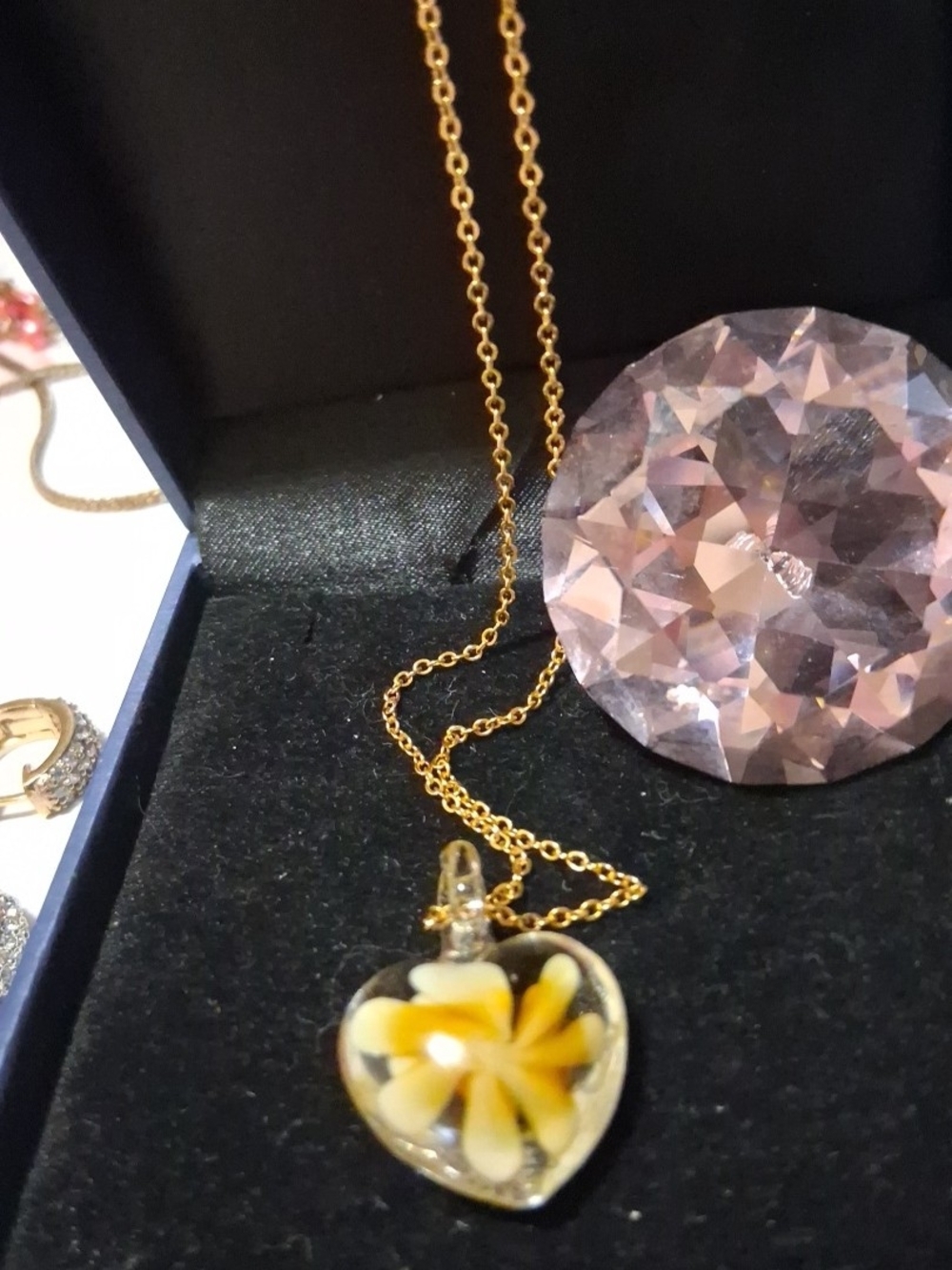 Gold Chain Necklace with Yellow Flower Heart Pendant